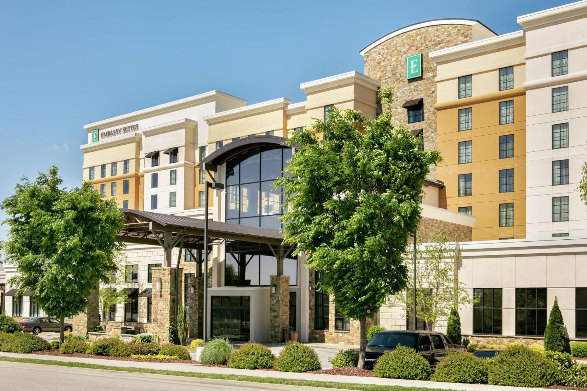 Embassy Suites Chattanooga Hamilton Place Exterior photo